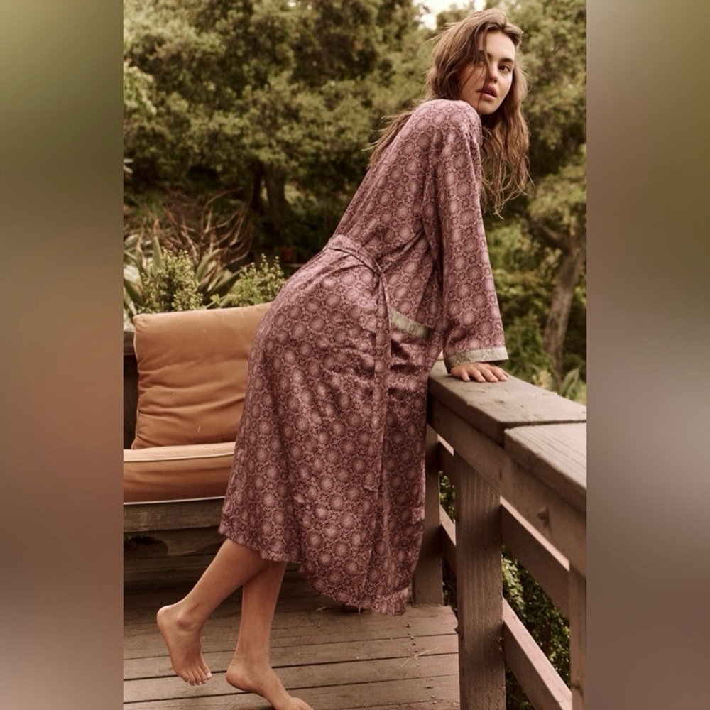 Free People Intimately Oasis House Robe Open-Front Relaxed Fit Raisin
Combo